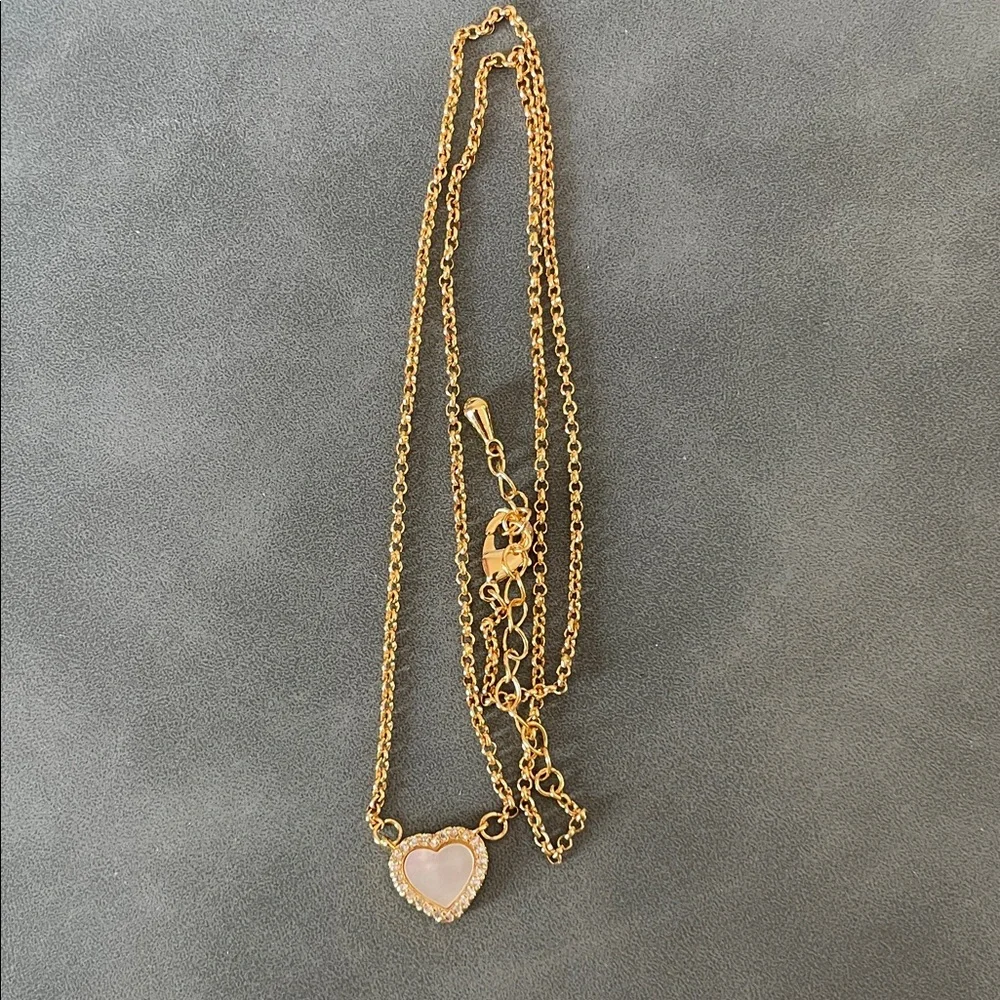 Gold Heart Pendant Necklace with mother of pearl Stone - Picture 1 of 3